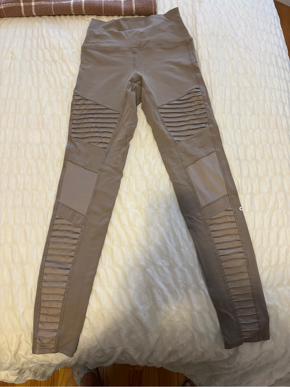 ALO Yoga Taupe Ribbed Moto-Style High-Waist Leggings